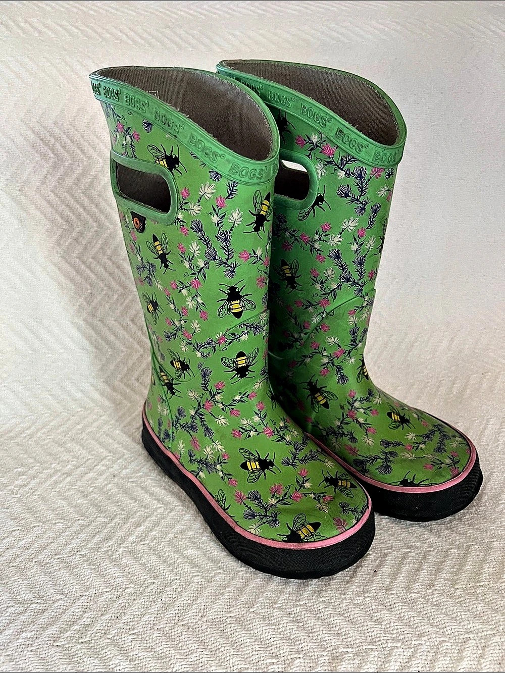BOGS Kids Rainboot Bees Floral Rain Boots Green & Pink girls 7